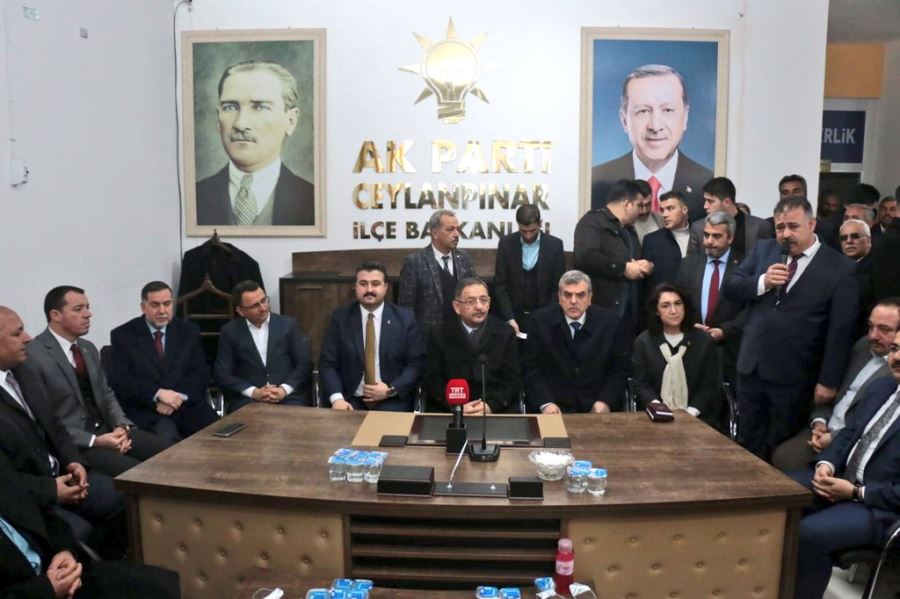 Özhaseki, Ak parti Ceylanpınar İlçe Başkanlığını ziyaret etti