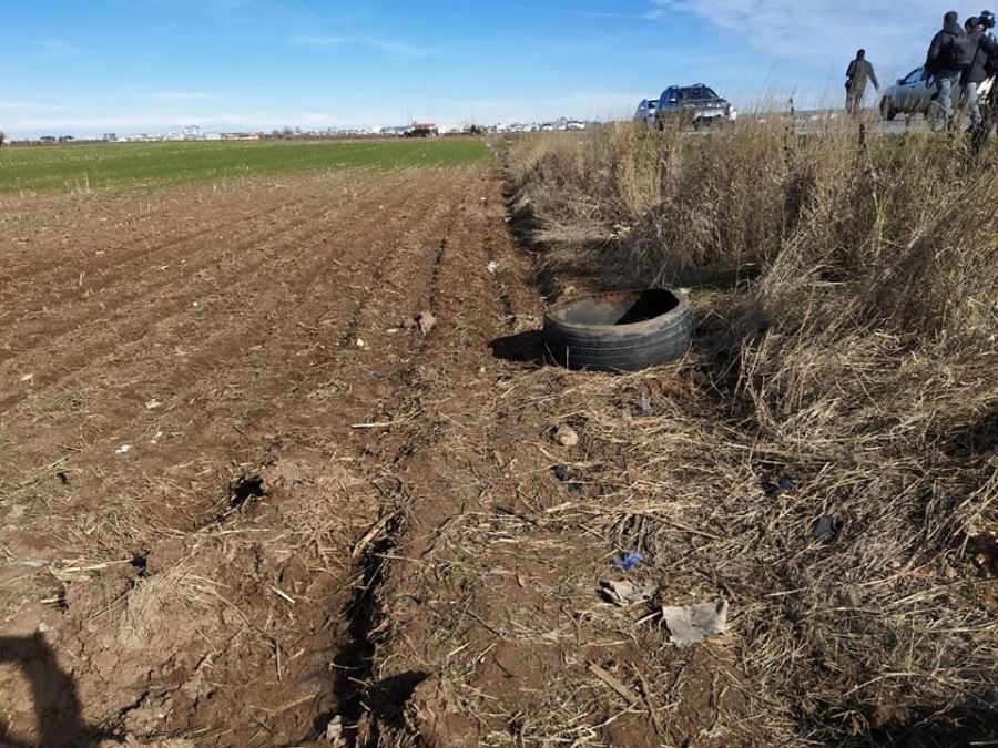 Şanlıurfa’da yol kenarına gizlenmiş patlayıcı bulundu