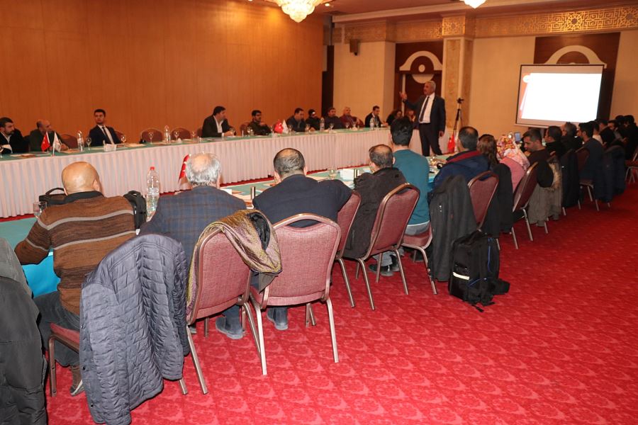 BAŞKAN PELTEK BASIN MENSUPLARIYLA BİR ARAYA GELDİ