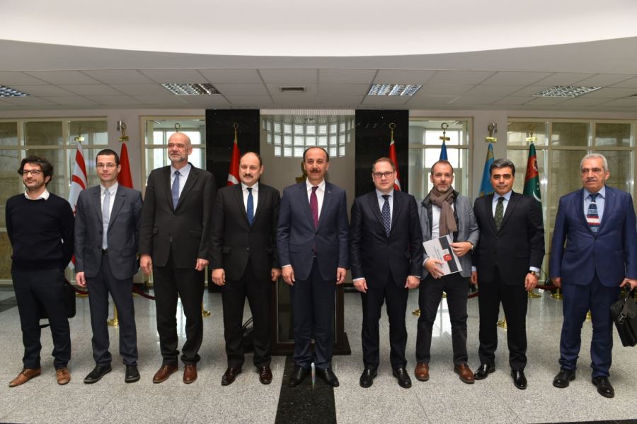 Vali Erin, Fransızları Suriye’ye Davet Etti