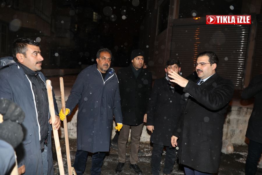 HALİLİYE’DE EKİPLER KAR İLE MÜCADELE İÇİN 24 SAAT SAHADA OLACAK