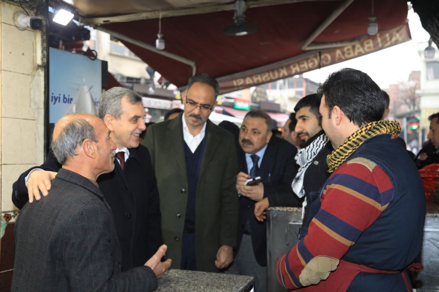 BAŞKAN BEYAZGÜL, PROJEYİ ESNAFA ANLATTI VE TALEPLERİ DİNLEDİ