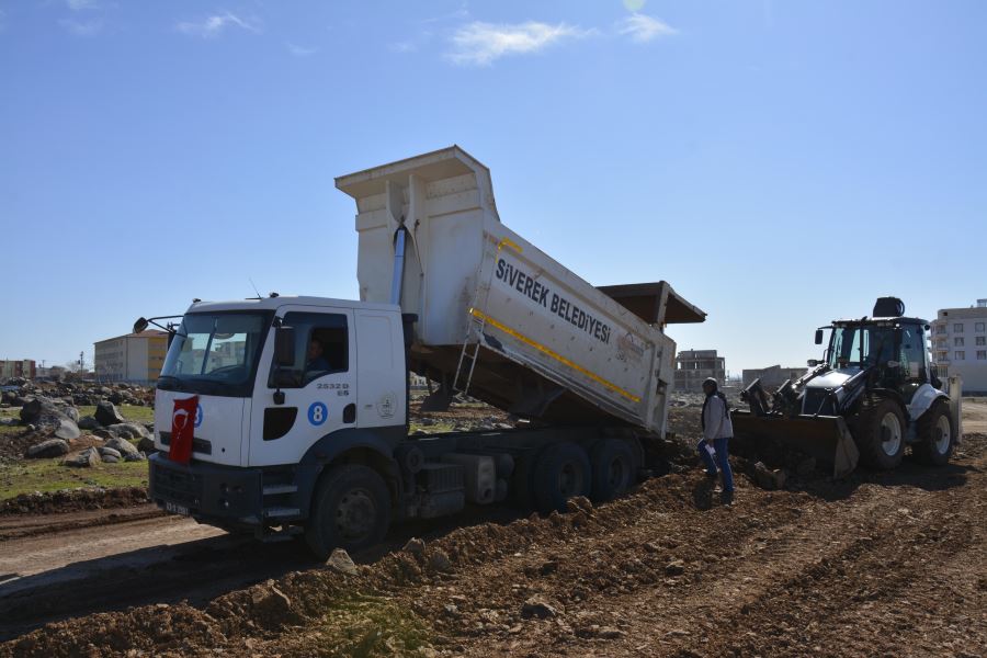 Yeni yerleşim alanlarında yol yapım çalışmaları