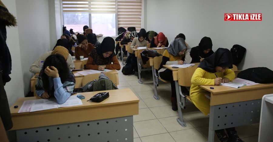 SEVİYELERİNİ DENEME SINAVLARI İLE ÖLÇÜYORLAR