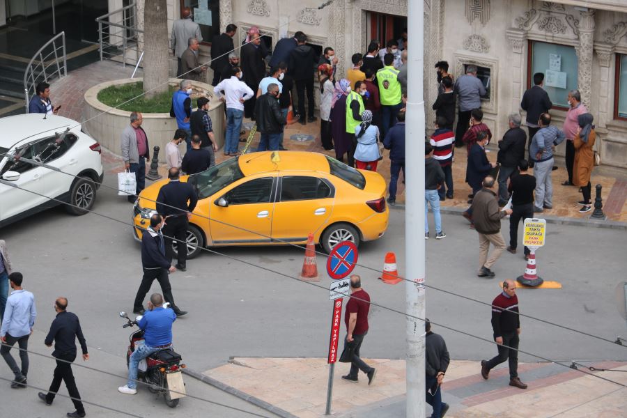 Şanlıurfa’da yasağa uymayan 7 bin 64 kişiye para cezası kesildi