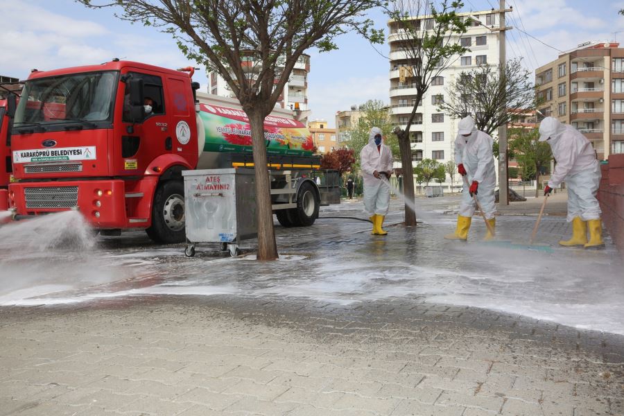 KARAKÖPRÜ DE DEZENFEKTE ÇALIŞMASINA HIZ VERİLDİ