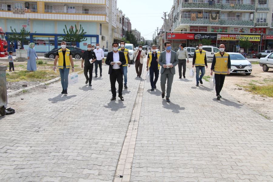 HALİLİYE ÜRETİYOR, HANE HANE DAĞITIYOR