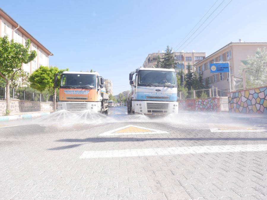 SALGINLA MÜCADELE SOKAK KISITLAMASINDA DA SÜRDÜ