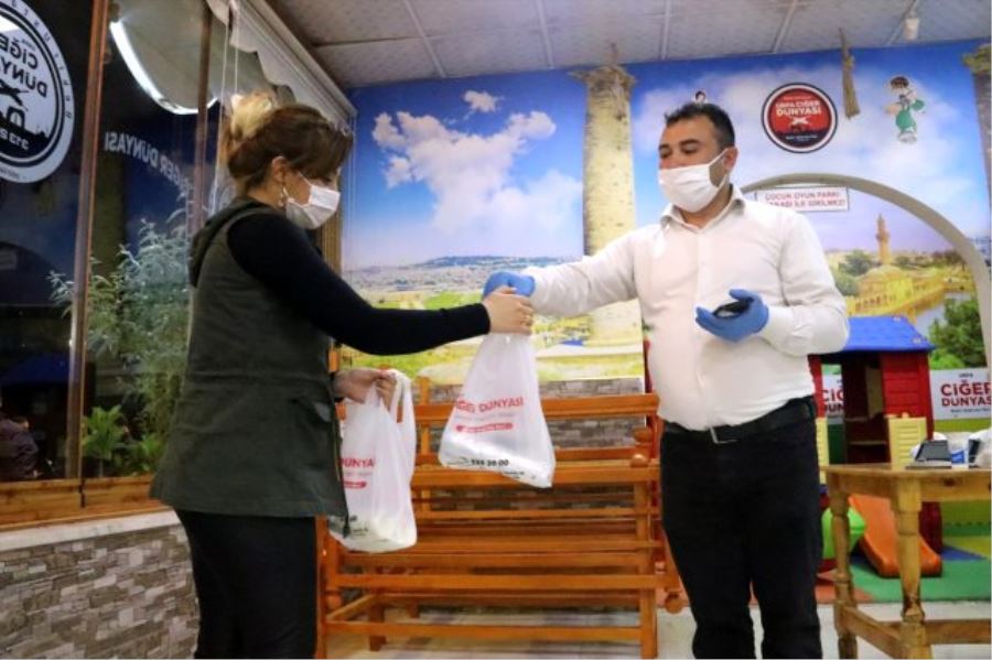 Şanlıurfalılar sahurdaki ciğer keyfini pakete sığdırdı