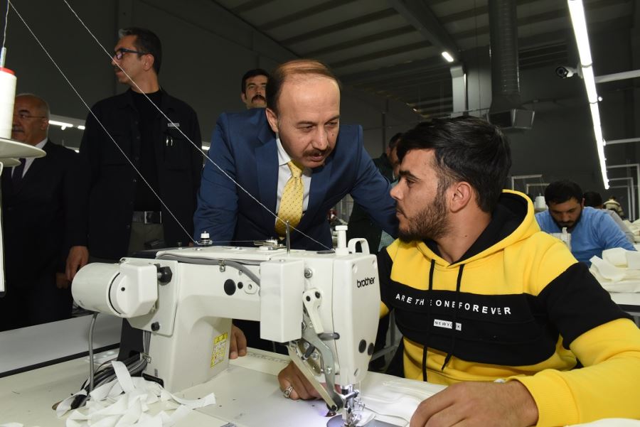 Vali Erin: 1 Mayıs Emek ve Dayanışma Günü Kutlu Olsun