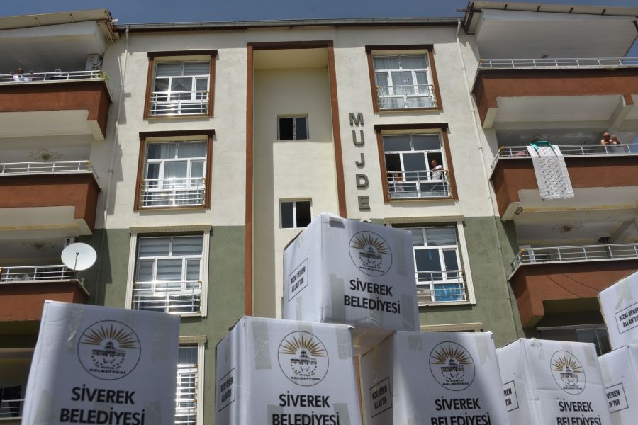 Siverek Belediyesi Karantinadaki ailelerin ihtiyaçlarını karşılıyor