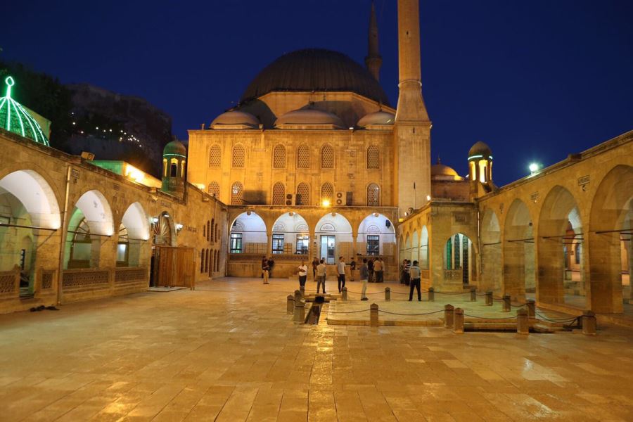 Kadir Gecesi bugün idrak edilecek