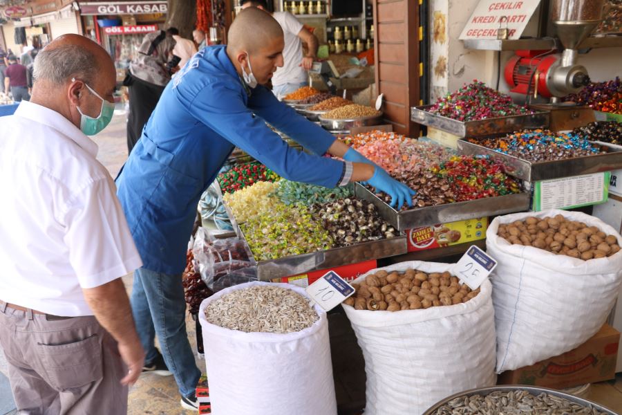 Korona virüs bayram şekerlerini de vurdu