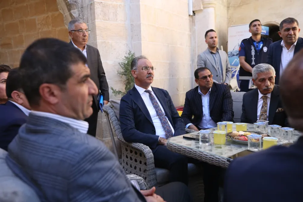 Eyyübiye’deki Temizlik Seferberliğine İşletmeler Dâhil Oluyor