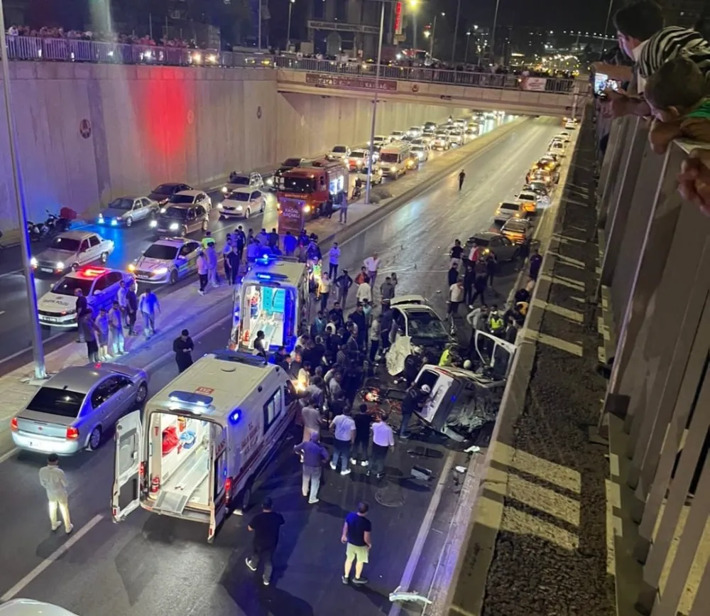 ŞANLIURFA’DA ZİNCİRLEME KAZA: 1 ÖLÜ,  5 YARALI