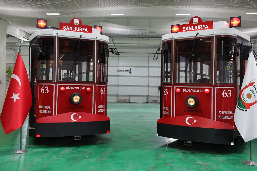 ŞANLIURFA’DA DİVANYOLU TRAFİĞE KAPANIYOR, NOSTALJİK TRAMVAYLAR GELİYOR