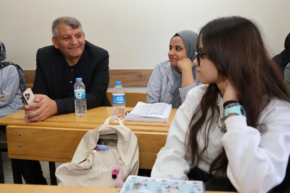 BAŞKAN: AYHAN’DAN ÖĞRENCİLERE MORAL MOTİVASYON ZİYARETİ