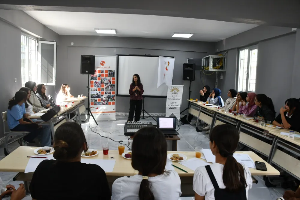 Siverek’te Dünya Kız Çocukları Günü Etkinliği