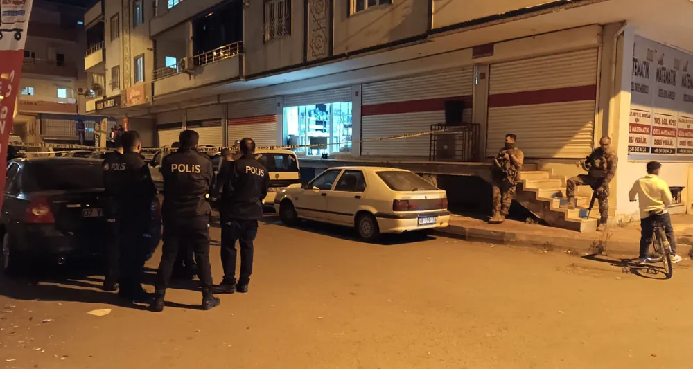 SİLAHLI KAVGA: 2 ÖLÜ, 3 YARALI