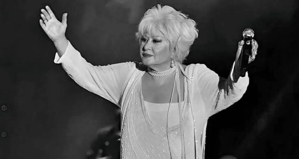 MUAZZEZ ABACI’NIN KIZI ASLI ABACI: 