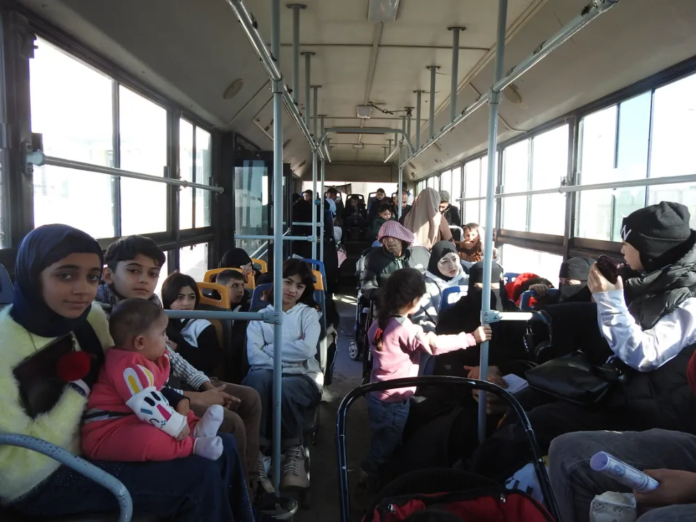 SURİYELİLERİN GÖNÜLLÜ GERİ DÖNÜŞLERİ ARALIKSIZ SÜRÜYOR