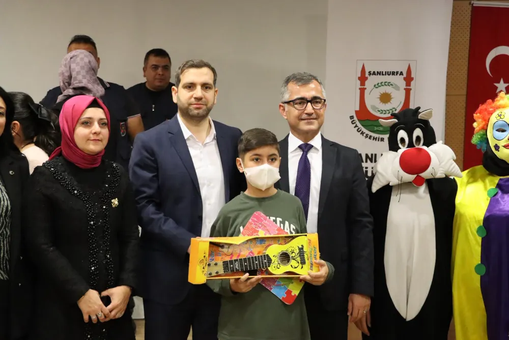 BÜYÜKŞEHİR BELEDİYESİ, LÖSEMİLİ MİNİK HASTALARI SEVİNDİRDİ