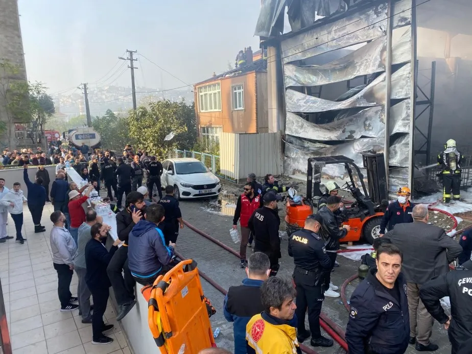 KOCAELİ’NDE KOZMETİK FABRİKASINDA YANGIN: 6 ÖLÜ, 1 YARALI