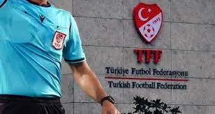 GENÇLİK VE SPOR BAKANI BAK: "149 HAKEME 8-12 AY ARASINDA HAK MAHRUMİYETİ CEZASI VERİLDİ"