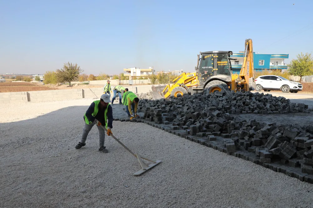 HALİLİYE BELEDİYESİ, ŞENOCAK MAHALLESİ’Nİ MODERNİZE EDİYOR