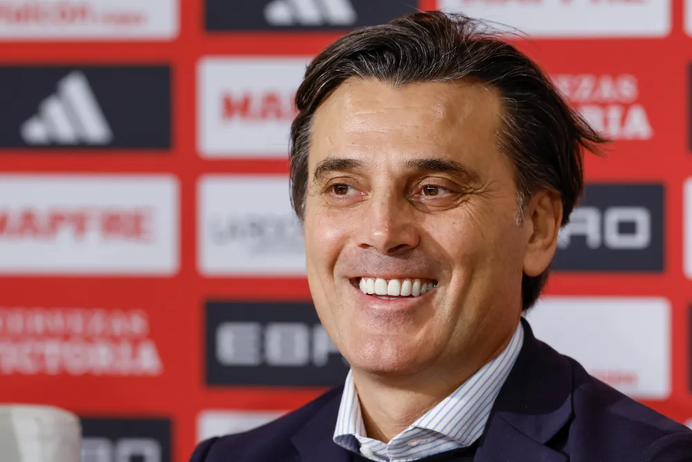 VİNCENZO MONTELLA: 