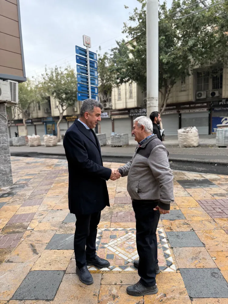 İL BAŞKANI GÜNBEGİ ESNAFLA GÜNE BAŞLADI