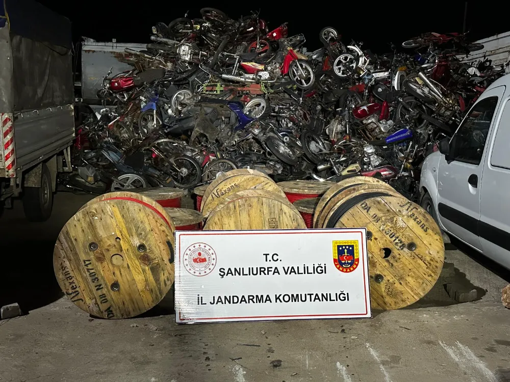 6 MİLYON TL DEĞERİNDEKİ ELEKTRİK KABLOSU ÇALAN HIRSIZLAR YAKALANDI