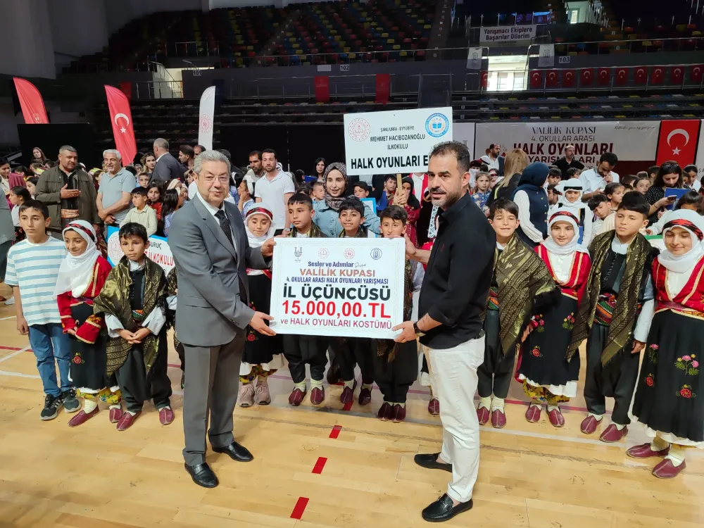 VALİLİK KUPASI OKULLAR ARASI HALK OYUNLARI YARIŞMASI TAMAMLANDI
