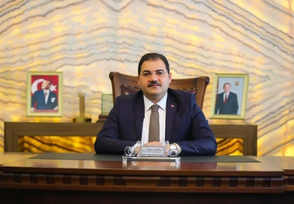 BAŞKAN CANPOLAT: ANNE, ŞEFKATİN, FEDAKÂRLIĞIN VE SEVGİNİN ADIDIR