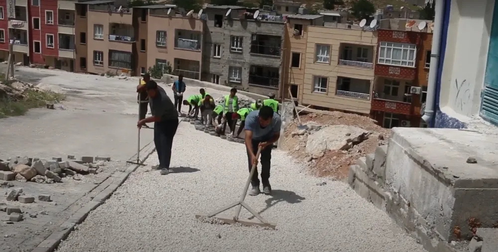 EYYÜBİYE BELEDİYESİ’NDEN 15 TEMMUZ MAHALLESİ’NE MODERN DOKUNUŞ