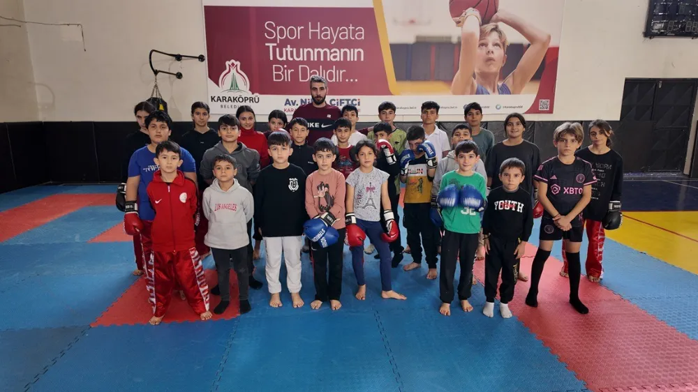 KARAKÖPRÜ’DE 2 BİN 200 GENCE SPOR EĞİTİMİ VERİLİYOR 