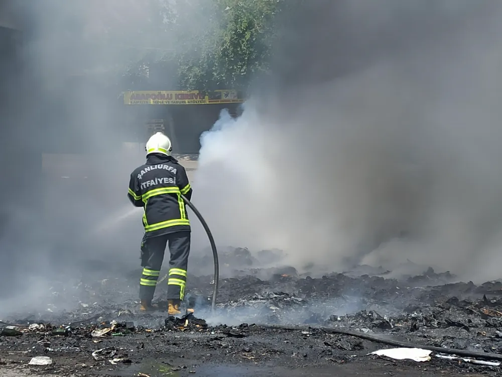 ATIK MADDE YANGINI İTFAİYE TARAFINDAN SÖNDÜRÜLDÜ