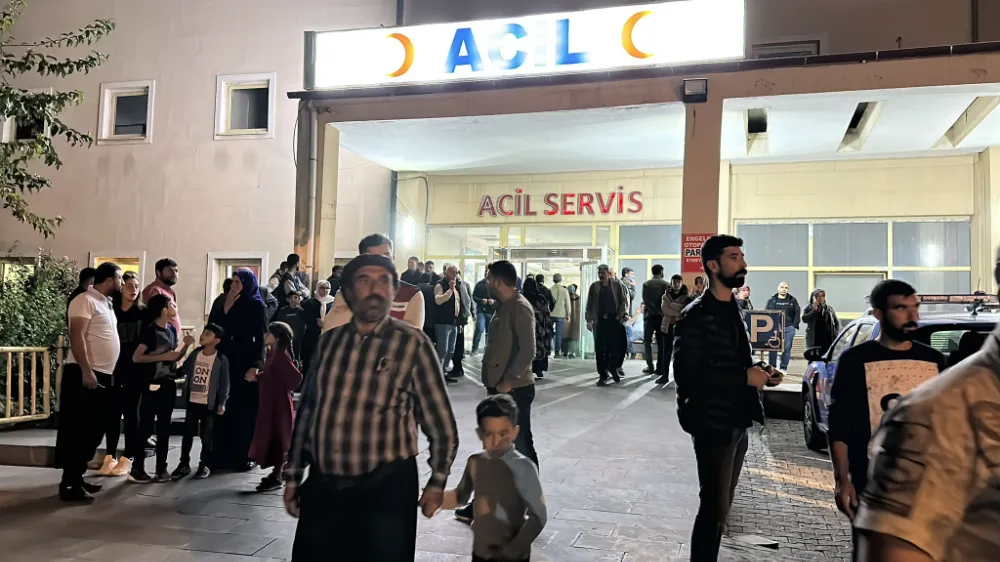 SİVEREK’TE İKİ MAHALLE SAKİNLERİ ARASINDA KAVGA: 9 YARALI