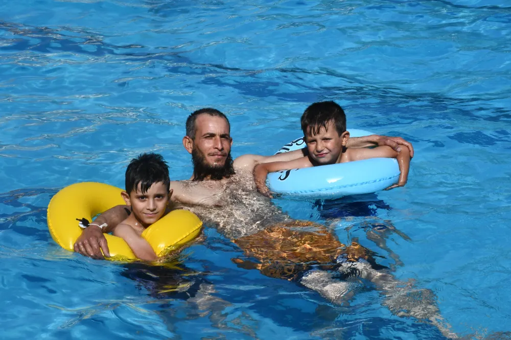 Siverek’te Olimpik Yüzme Havuzu Sezonu Açtı