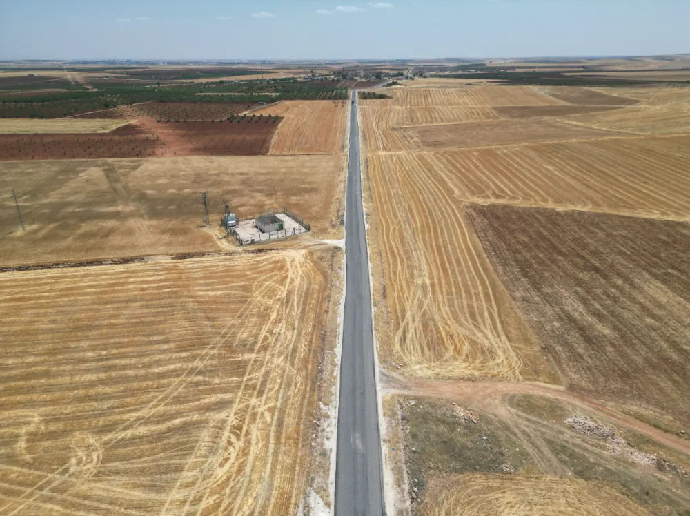 BÜYÜKŞEHİR’DEN HİLVAN KIRSALINA KARAYOLLARI STANDARTLARINDA 8 KM’LİK KONFORLU YOL