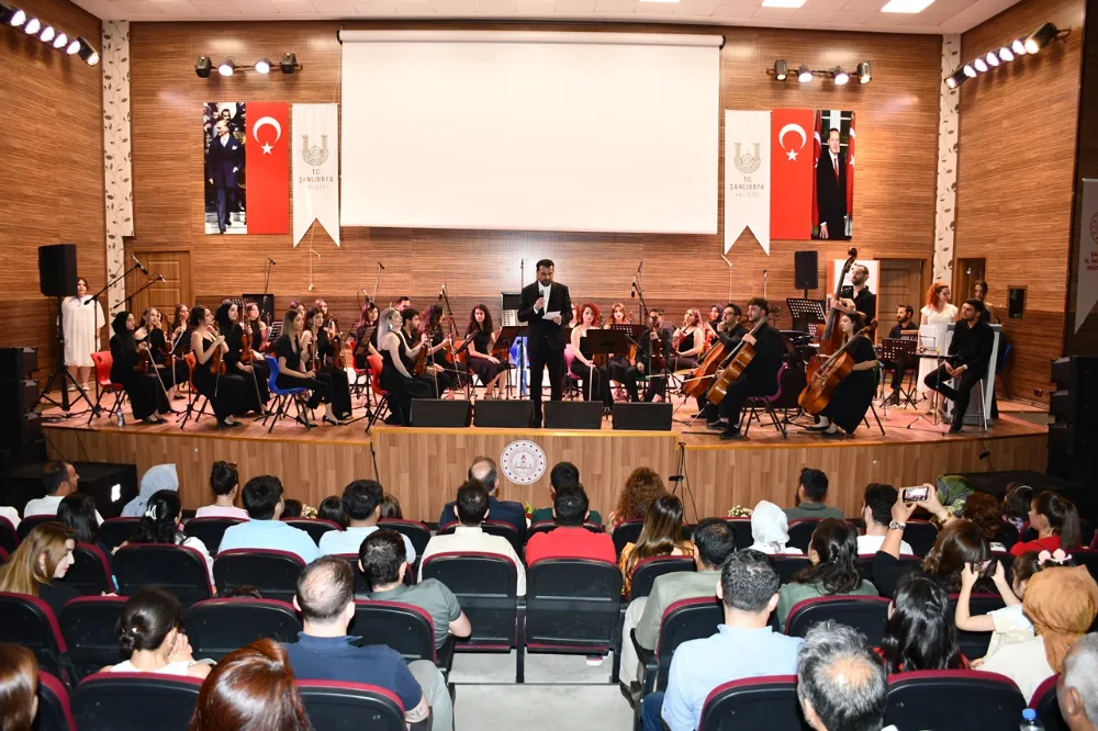 HRÜ SIFIR NOKTASI ÇOCUK KOROSU VE HÜGO’DAN KÜLTÜR YOLU FESTİVALİNDE UNUTULMAZ KONSER