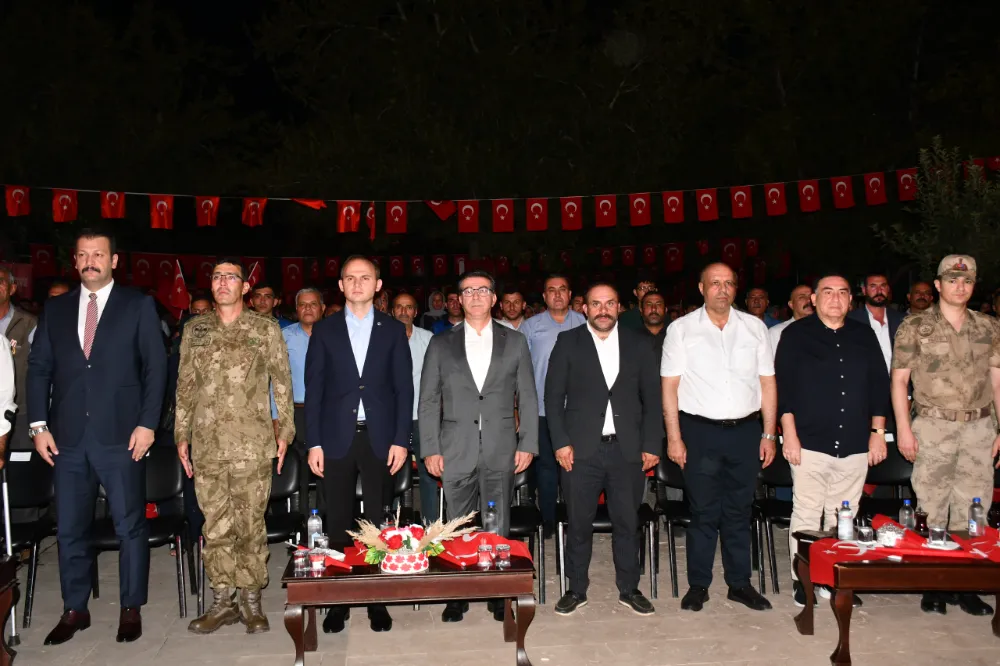 Başkan Bucak: “15 Temmuz karanlığı yaran bir milletin tanklara karşı imanla dirildiği gündür”