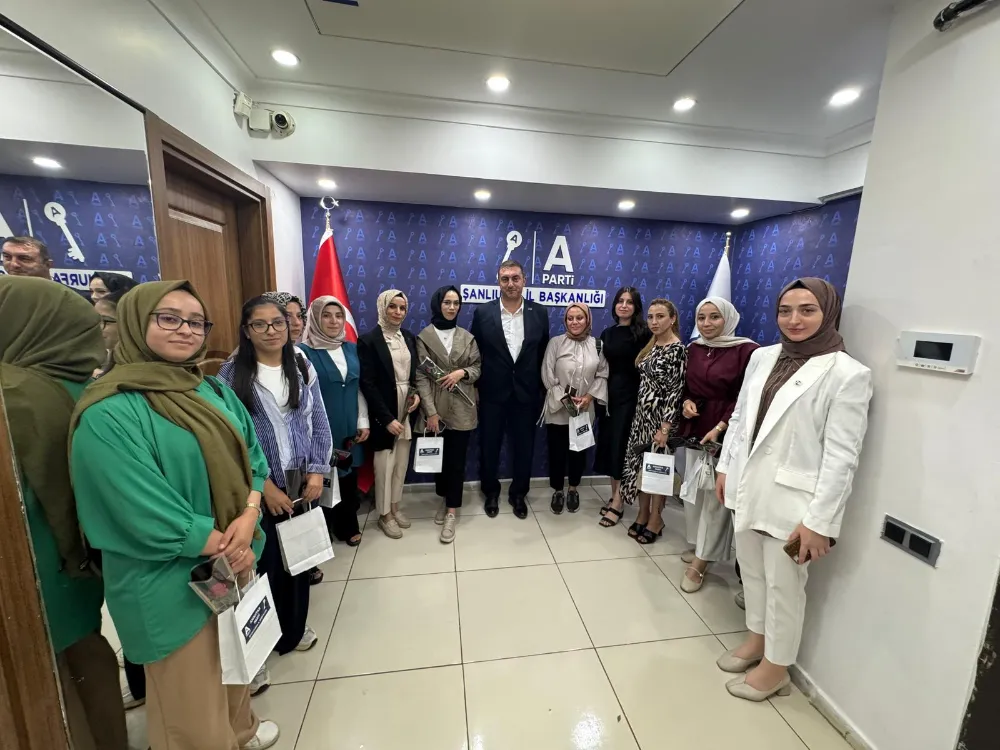 Anahtar Parti’den Kadın Gazetecilere Özel Kahvaltı