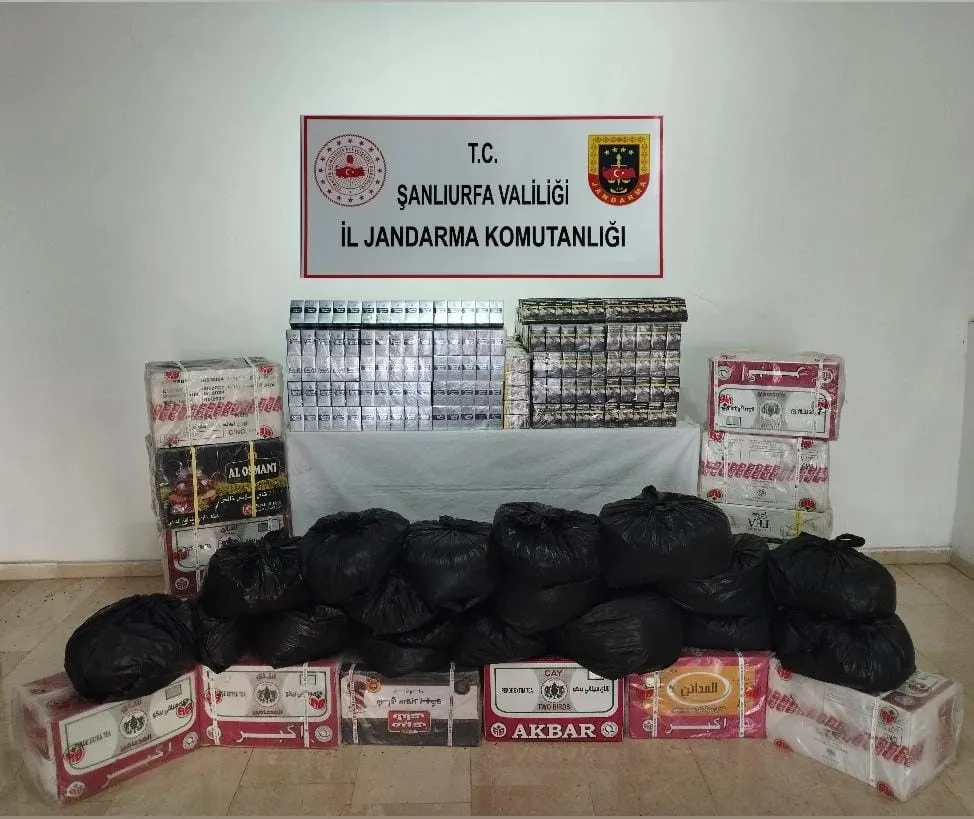 ŞANLIURFA’DA KAÇAK ÇAY VE SİGARA ELE GEÇİRİLDİ