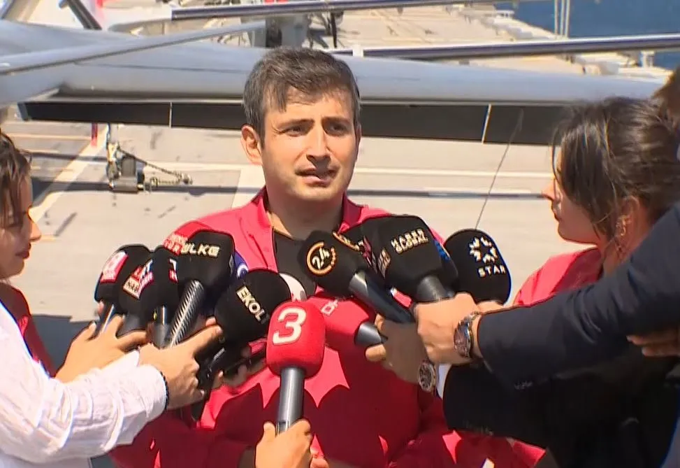 SELÇUK BAYRAKTAR, 