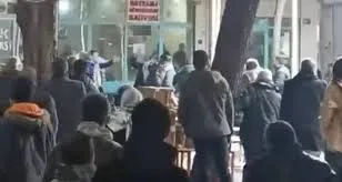 (ŞANLIURFA-EK) SİVEREK’TE SANDALYE VE MASALARIN HAVADA UÇUŞTUĞU KAVGA: 4 YARALI