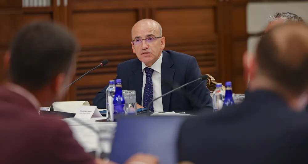 BAKAN ŞİMŞEK: 