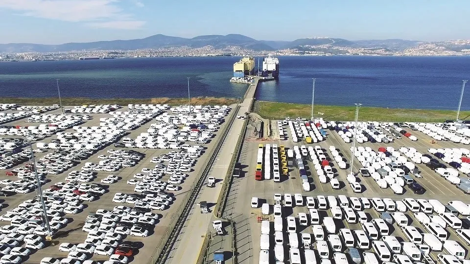 OTOMOTİV İHRACATI YÜZDE 23 ARTIŞLA 3.8 MİLYAR DOLAR OLDU