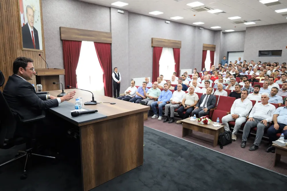 Haliliye’de Eğitim İçin Güç Birliği: Harran Üniversitesi ve Kaymakamlık Ortak Panelde Buluştu
