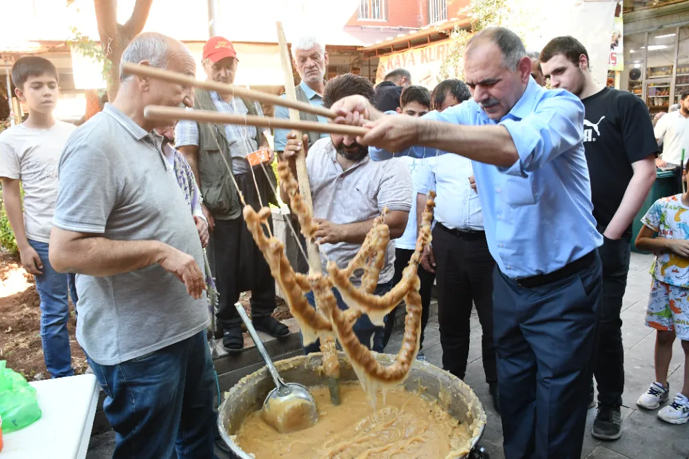 SİVEREK’TE 6. GELENEKSEL ŞİRE-KERGE ŞENLİĞİ DÜZENLENDİ